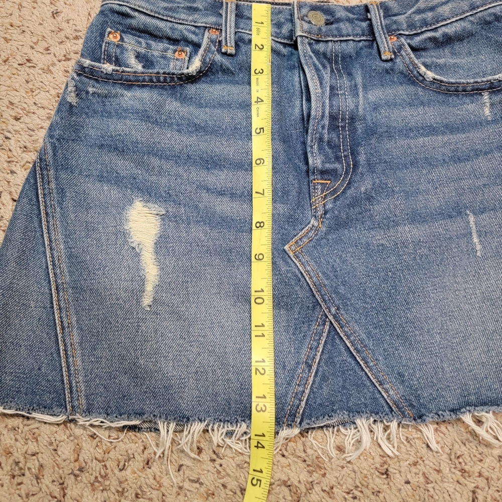 GRLFRND EVA DENIM SKIRT, DISTRESSED RAW HEM, SIZE 25 - Picture 7 of 8